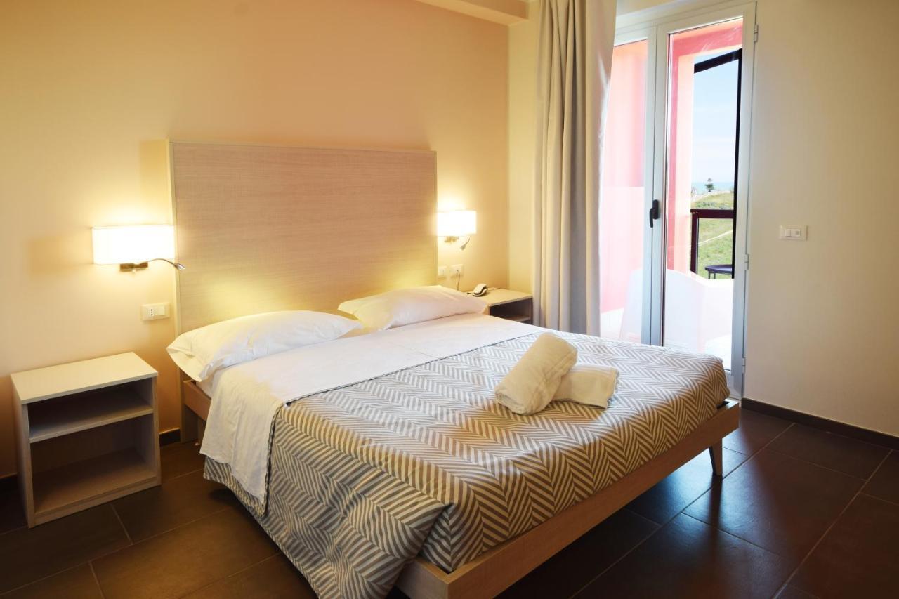 Hotel La Siesta Torino di Sangro Esterno foto