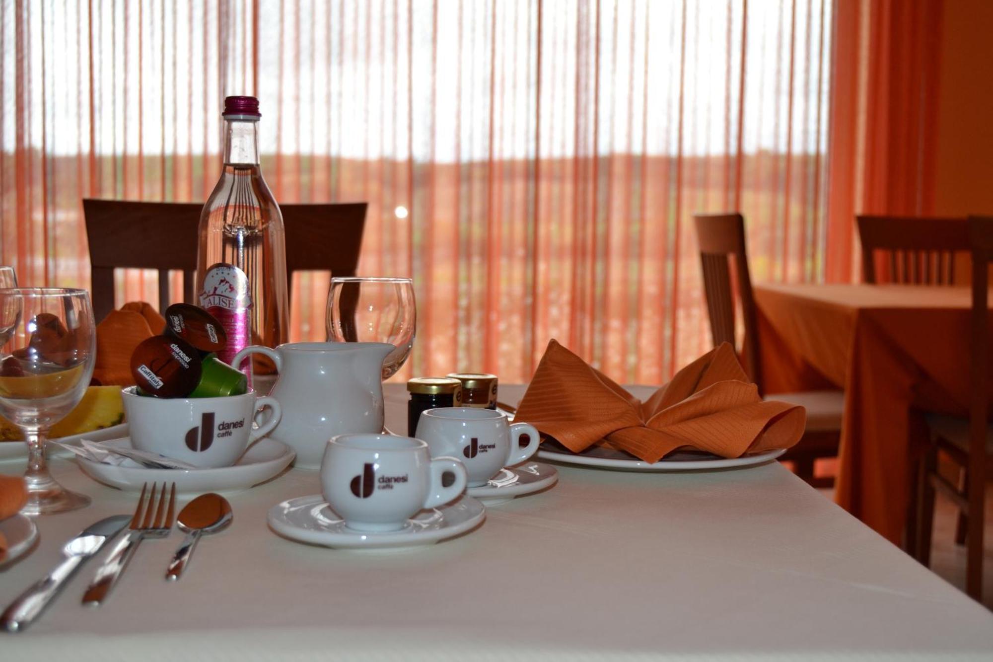 Hotel La Siesta Torino di Sangro Esterno foto