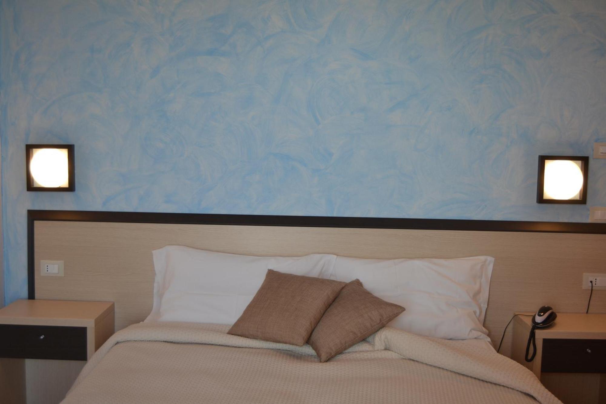 Hotel La Siesta Torino di Sangro Esterno foto